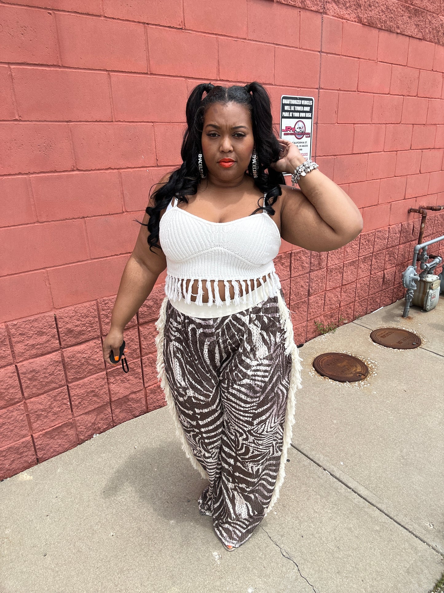 Sandy fringe pants