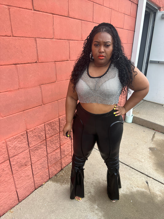 Diamond girl crop